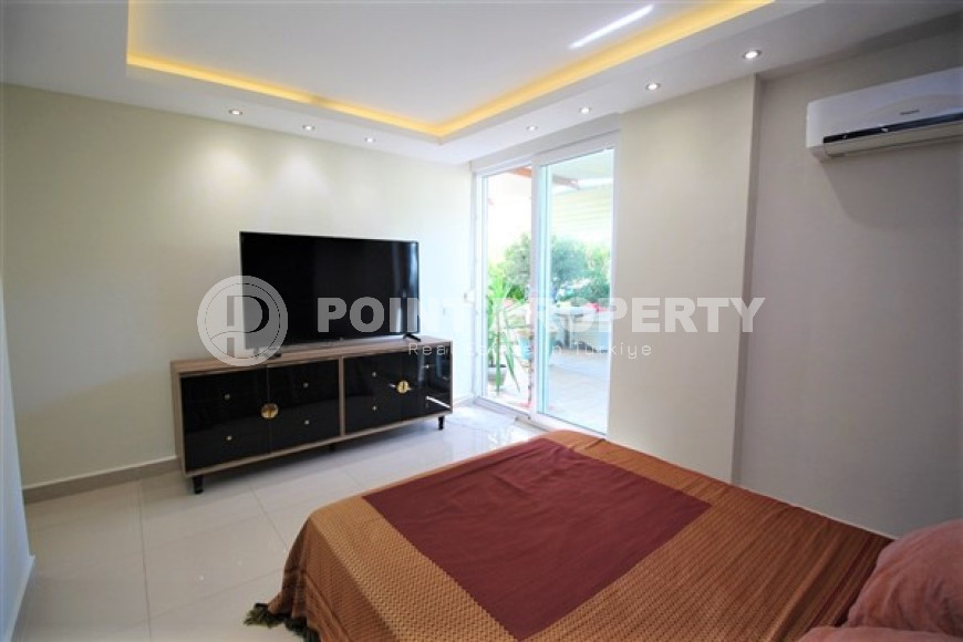 Luxury two-level apartment with three bedrooms, 300m², in Alanya area - Cikcilli-id-1589-photo-33