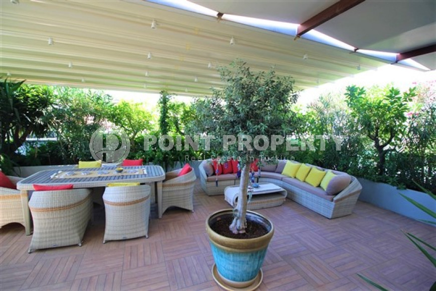 Luxury two-level apartment with three bedrooms, 300m², in Alanya area - Cikcilli-id-1589-photo-38