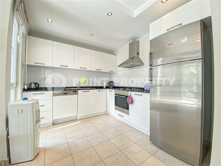 Modern 2+1 apartment with a spacious glazed balcony, on the 1st floor in a residential complex built in 2009-id-7653-photo-3