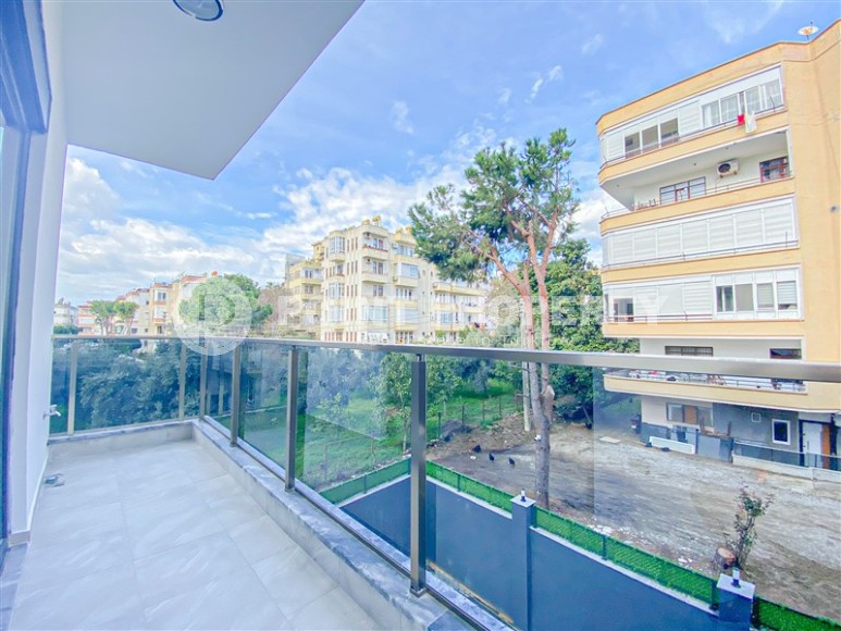 Квартира с чистовой отделкой на 2-м этаже в резиденции 2023 года постройки, в современном районе центральной части Аланьи - Гюллер Пынары-id-7658-фото-9