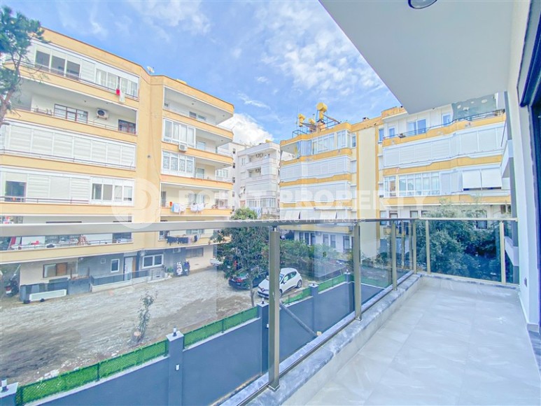 Квартира с чистовой отделкой на 2-м этаже в резиденции 2023 года постройки, в современном районе центральной части Аланьи - Гюллер Пынары-id-7658-фото-10