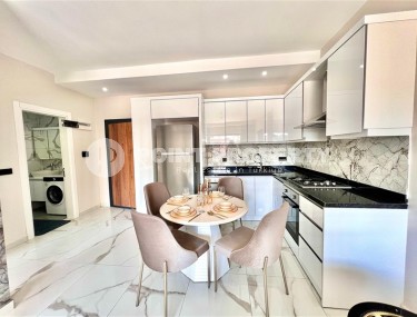 Современная квартира 1+1 в 1700 метрах от моря, в престижном районе Аланьи - Каргыджак-id-7663-фото-3