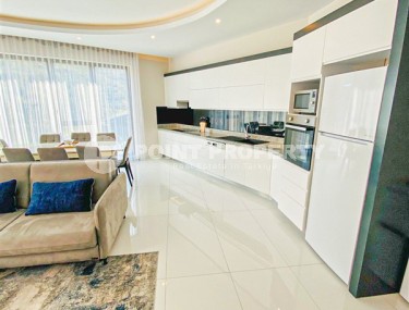 Bright, atmospheric apartment overlooking the green mountain slopes, 50 meters from the sea-id-7664-photo-3