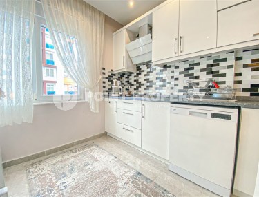 Стильная квартира с современным дизайном и приятным светлым интерьером, в центре района Тосмур-id-7665-фото-4