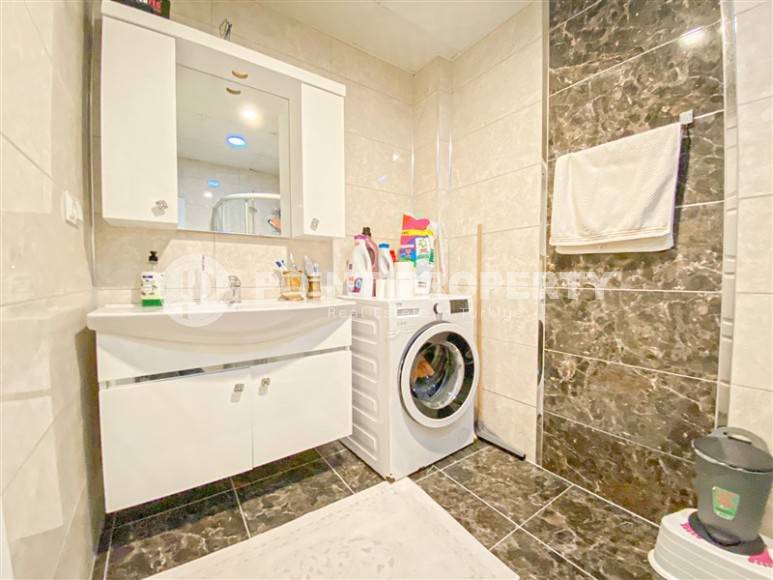 Стильная квартира с современным дизайном и приятным светлым интерьером, в центре района Тосмур-id-7665-фото-10