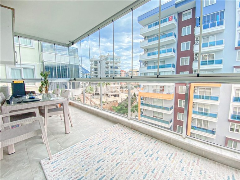 Стильная квартира с современным дизайном и приятным светлым интерьером, в центре района Тосмур-id-7665-фото-13