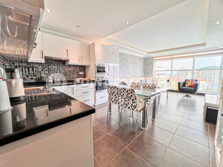 Spacious apartment with high-quality renovation and modern design, on the 1st floor in a residential complex with a swimming pool, fitness club and cinema-id-7666-photo-3