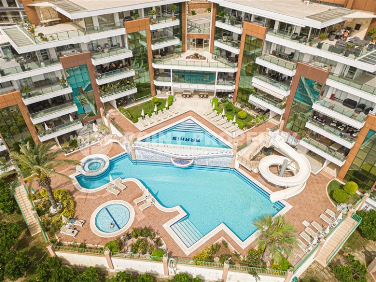 Spacious apartment with high-quality renovation and modern design, on the 1st floor in a residential complex with a swimming pool, fitness club and cinema-id-7666-photo-21