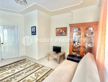 Furnished apartment with two bedrooms 50 meters from the sea, in the center of Mahmutlar-id-7668-photo-3