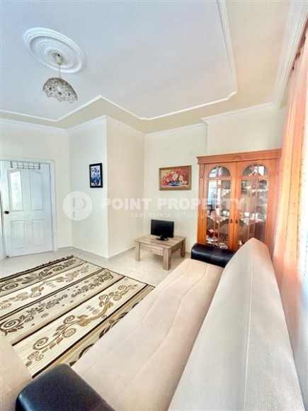 Furnished apartment with two bedrooms 50 meters from the sea, in the center of Mahmutlar-id-7668-photo-3