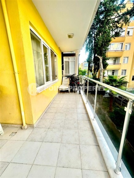 Furnished apartment with two bedrooms 50 meters from the sea, in the center of Mahmutlar-id-7668-photo-14