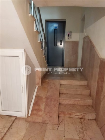 Furnished apartment with two bedrooms 50 meters from the sea, in the center of Mahmutlar-id-7668-photo-17