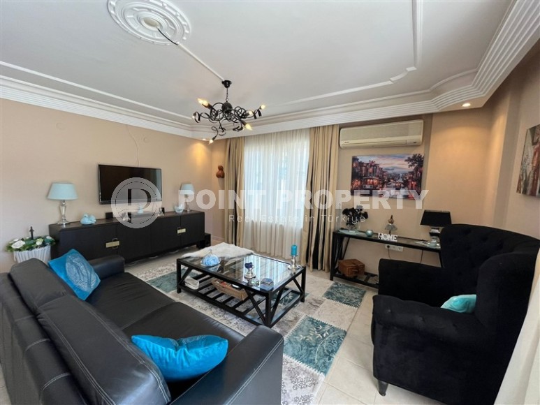 Spacious linear apartment 3+1 in a complex built in 2008, in the center of Mahmutlar district-id-7670-photo-2