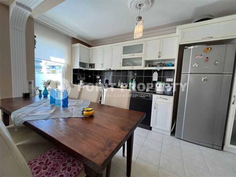 Spacious linear apartment 3+1 in a complex built in 2008, in the center of Mahmutlar district-id-7670-photo-6