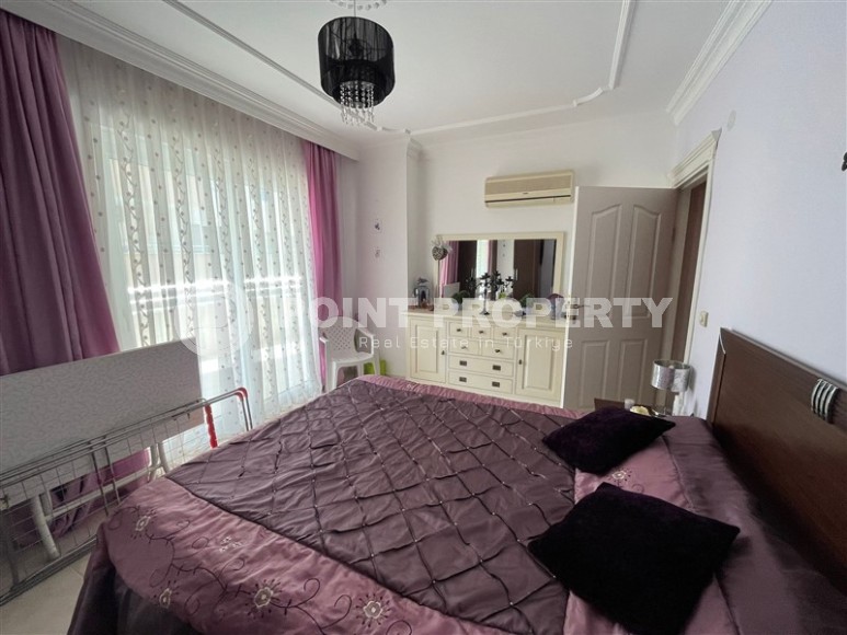 Spacious linear apartment 3+1 in a complex built in 2008, in the center of Mahmutlar district-id-7670-photo-8