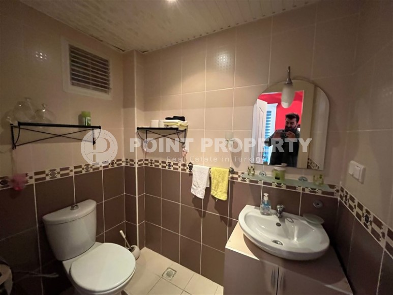 Spacious linear apartment 3+1 in a complex built in 2008, in the center of Mahmutlar district-id-7670-photo-13