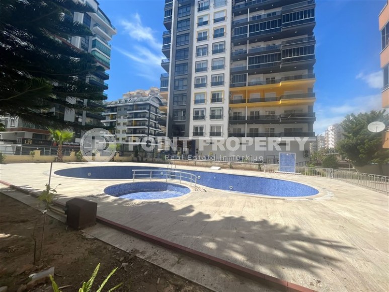 Spacious linear apartment 3+1 in a complex built in 2008, in the center of Mahmutlar district-id-7670-photo-20