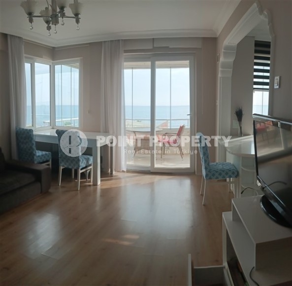 Квартира с топовой локацией на первой линии от моря, в центре района Махмутлар-id-7673-фото-2