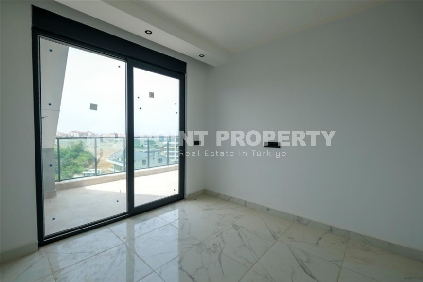 Panoramic two-level apartment 2+1 on the 5th floor with an attic, two kilometers from the sea-id-7674-photo-7
