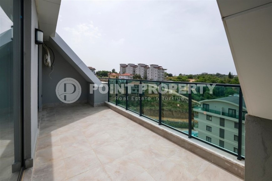 Panoramic two-level apartment 2+1 on the 5th floor with an attic, two kilometers from the sea-id-7674-photo-10