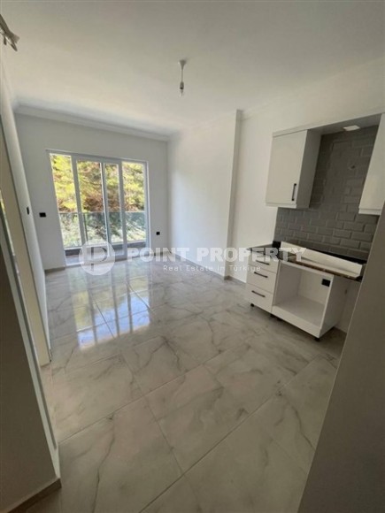 Compact new apartment with fine finishing, in a promising area of Alanya - Avsallar-id-7677-photo-3