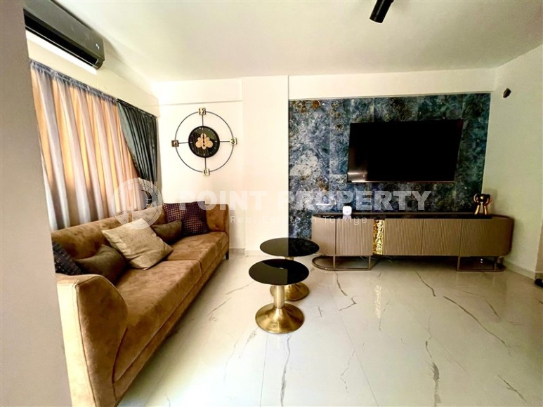 Стильная квартира с дизайнерским ремонтом в 100 метрах от знаменитого пляжа Клеопатры, в центре Аланьи-id-7679-фото-2