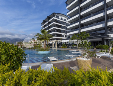 View apartments 2+1 and 3+1 in a large complex from a famous developer, Kargicak-id-1085-photo-5