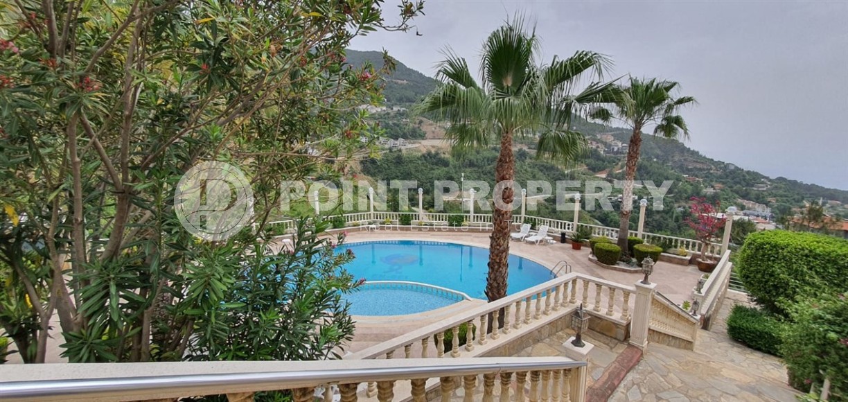 Современная квартира 2+1 с собственным садом, в престижном районе Аланьи - Тепе-id-7682-фото-24