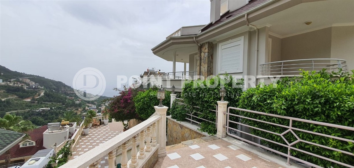 Современная квартира 2+1 с собственным садом, в престижном районе Аланьи - Тепе-id-7682-фото-26