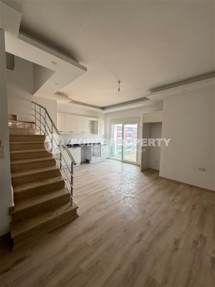 Duplex apartment on the 5th floor with an attic in a new residence, commissioned in 2022-id-7684-photo-3