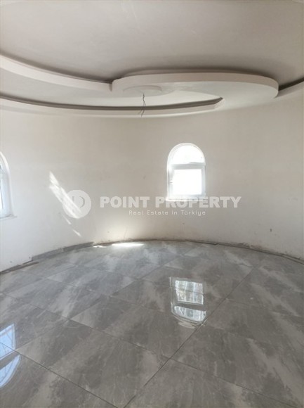 Two-storey villa 4+1 with a swimming pool and a garden plot, in a green, ecologically clean area of Alanya - Turkler-id-7685-photo-5