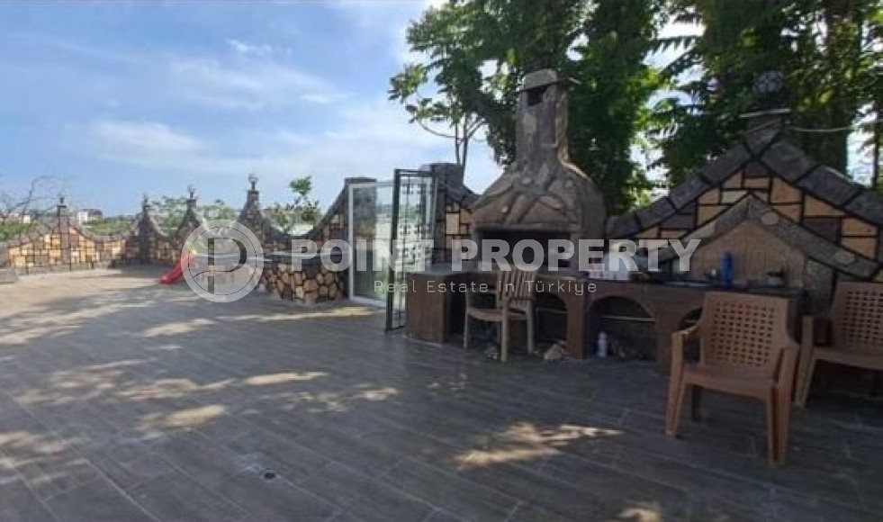 Two-storey villa 4+1 with a swimming pool and a garden plot, in a green, ecologically clean area of Alanya - Turkler-id-7685-photo-11