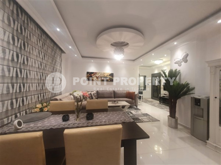 Spacious two-room apartment with a large glazed balcony of 60 sq.m.-id-1592-photo-5