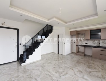 Новая двухуровневая квартира на 4-м этаже с мансардой в резиденции 2022 года постройки-id-7687-фото-3