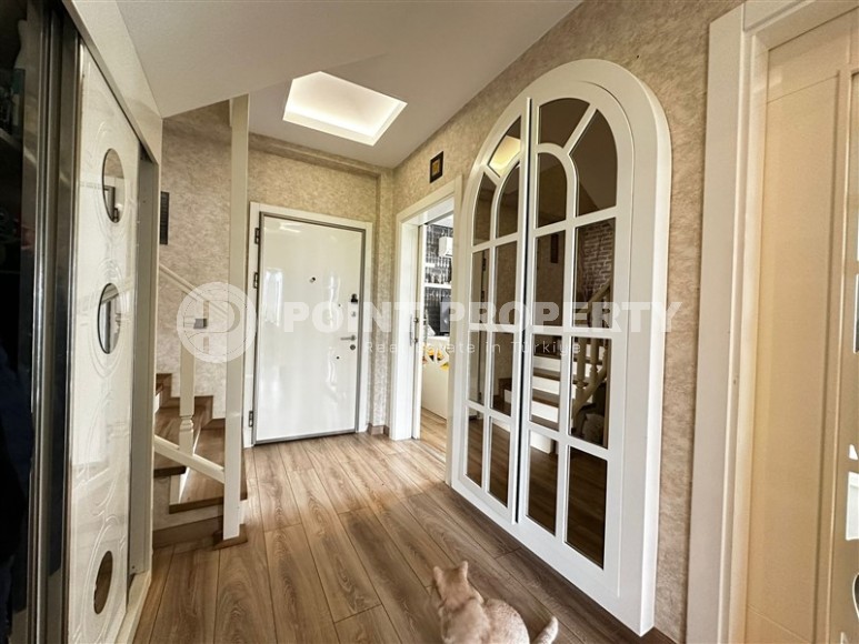 Комфортабельная двухуровневая квартира с видом на зеленый сад и горы, в популярном районе Аланьи - Нижняя Оба-id-7693-фото-12