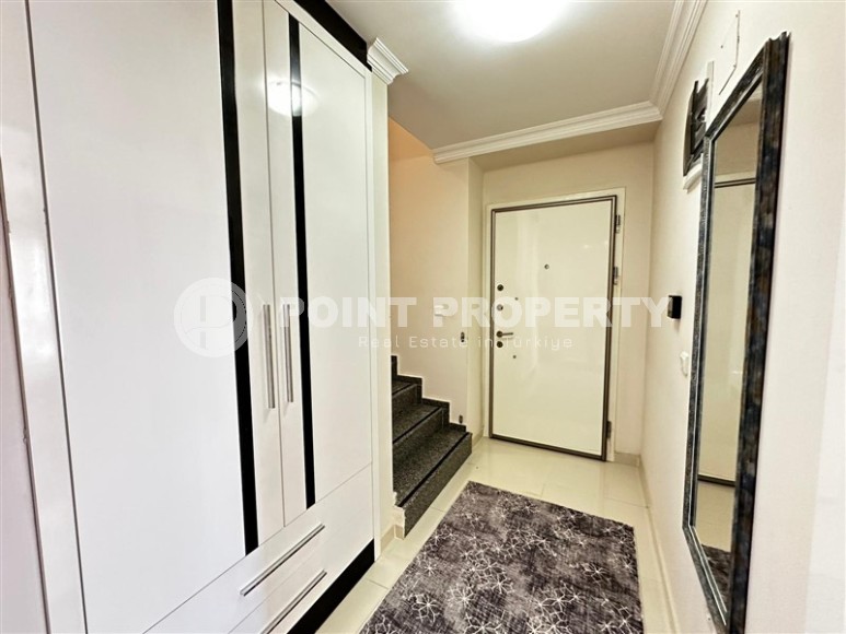 Панорамная двухуровневая квартира с видом на море и горы, в живописном районе Аланьи - Тосмур-id-7694-фото-10