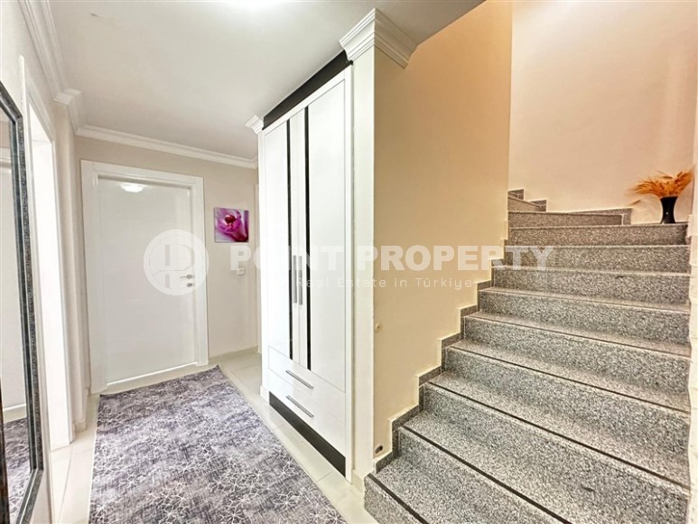 Панорамная двухуровневая квартира с видом на море и горы, в живописном районе Аланьи - Тосмур-id-7694-фото-11