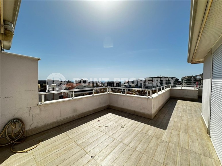 Панорамная двухуровневая квартира с видом на море и горы, в живописном районе Аланьи - Тосмур-id-7694-фото-18