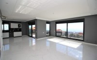 Large two-level apartment 5+1, with a total area of 240 m2, in the elite area of Alanya - Bektash-id-7701-photo-3