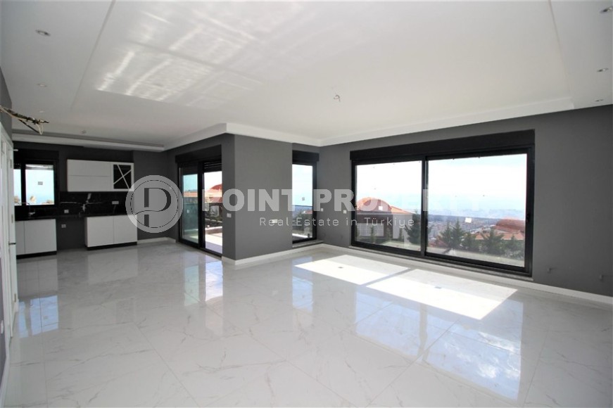 Large two-level apartment 5+1, with a total area of 240 m2, in the elite area of Alanya - Bektash-id-7701-photo-3