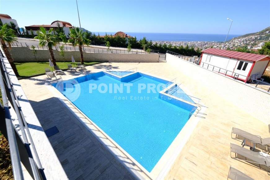 Large two-level apartment 5+1, with a total area of 240 m2, in the elite area of Alanya - Bektash-id-7701-photo-22