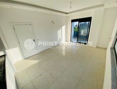 A small new apartment with a fine finish in the center of a prestigious area of Alanya - Kargicak-id-7707-photo-4
