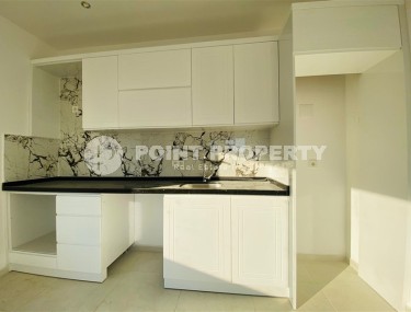 A small new apartment with a fine finish in the center of a prestigious area of Alanya - Kargicak-id-7707-photo-5