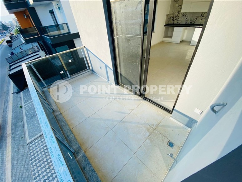 A small new apartment with a fine finish in the center of a prestigious area of Alanya - Kargicak-id-7707-photo-9
