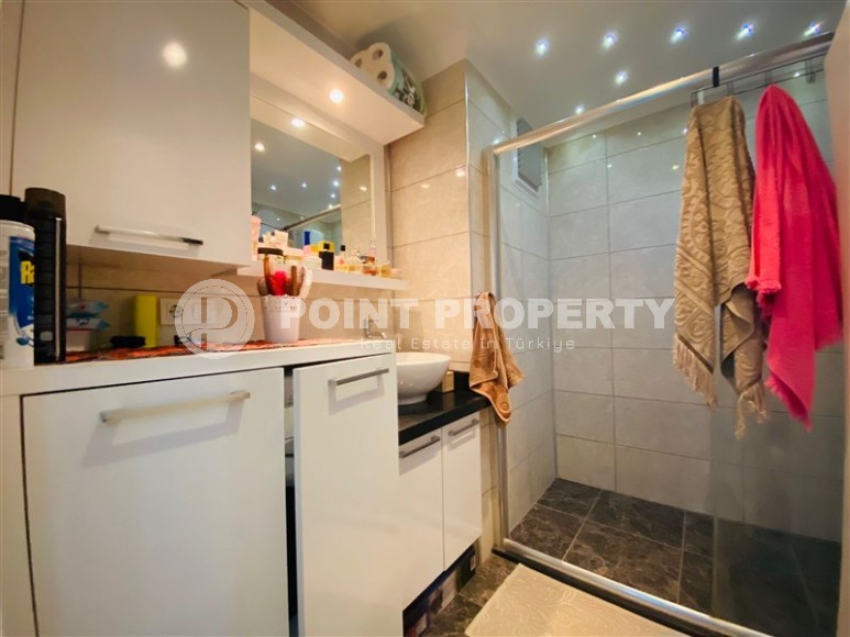 Compact studio 1+0 with a spacious glazed balcony, in the center of the modern area of Alanya - Mahmutlar-id-7713-photo-6