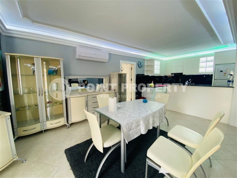 Большая линейная квартира 3+1, общей площадью 190 м2, в центре европейского района Аланьи - Нижняя Оба-id-7715-фото-3