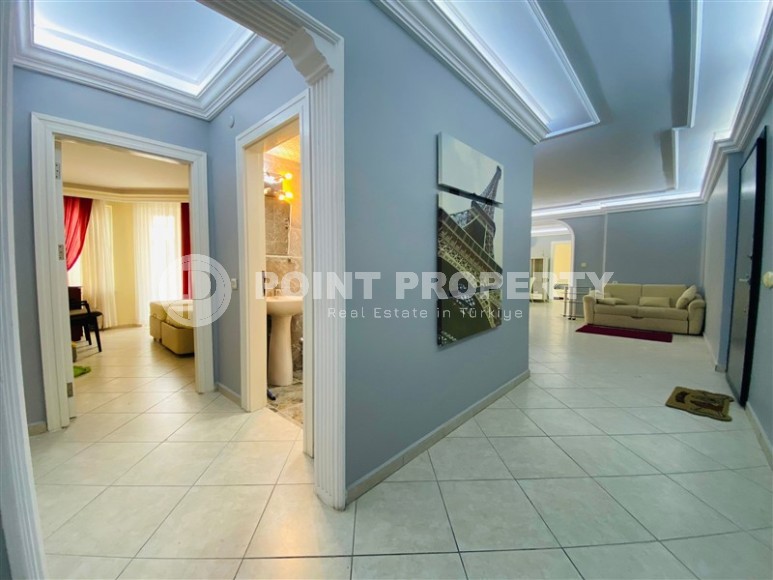 Большая линейная квартира 3+1, общей площадью 190 м2, в центре европейского района Аланьи - Нижняя Оба-id-7715-фото-8