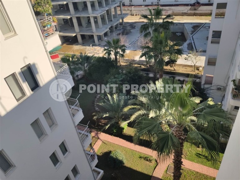 Furnished apartment 2+1 on the first line from the sea, in the center of the popular area of Alanya - Mahmutlar-id-7718-photo-13