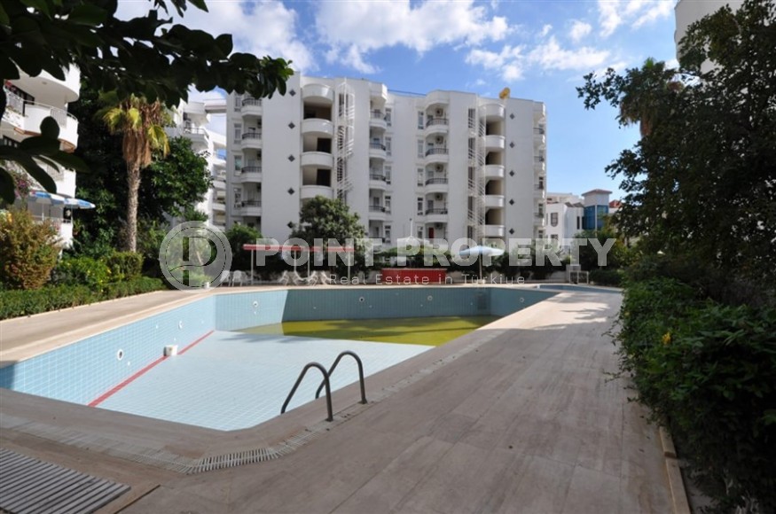 Furnished apartment 2+1 on the first line from the sea, in the center of the popular area of Alanya - Mahmutlar-id-7718-photo-14