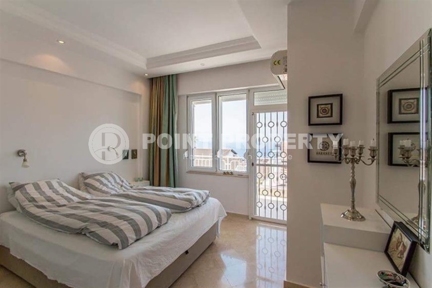 Большая двухуровневая квартира 2+1, общей площадью 160 м2, в историческом районе Аланьи - Кале-id-7720-фото-9